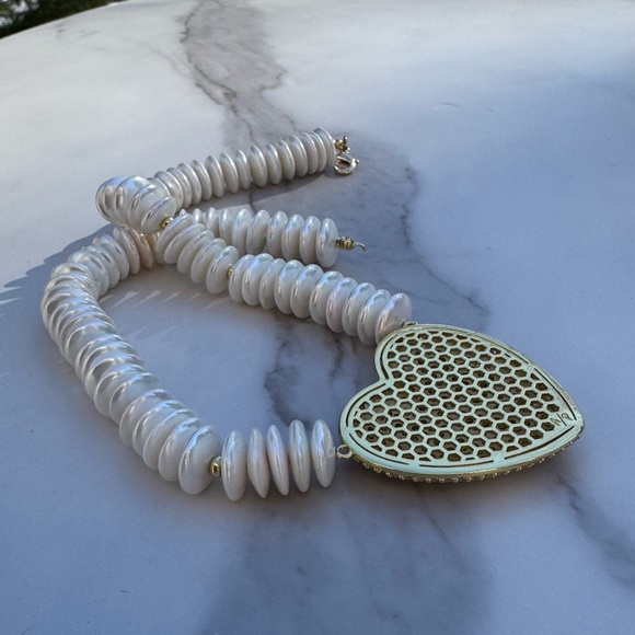 KOKO Collection Pearl and GP Gold and Pave’ Heart Necklace Valentines Gift - Picture 6 of 7